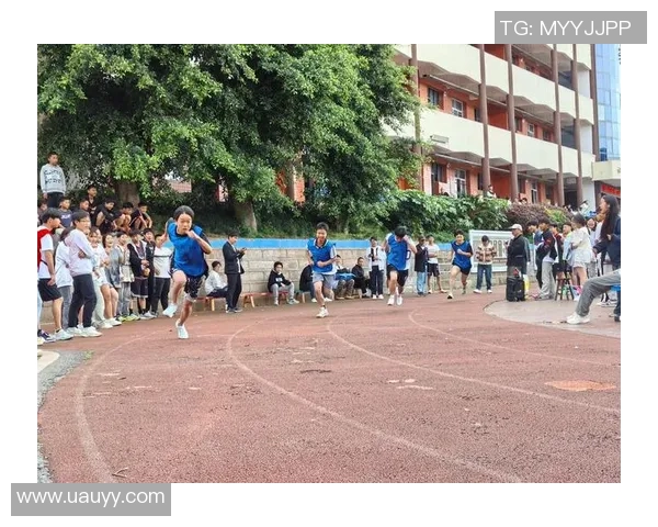 汗水浇灌梦想成真三亿体育共同见证青春成长的辉煌旅程 汗水浇灌梦想成真三亿体育共同见证青春成长的辉煌旅程